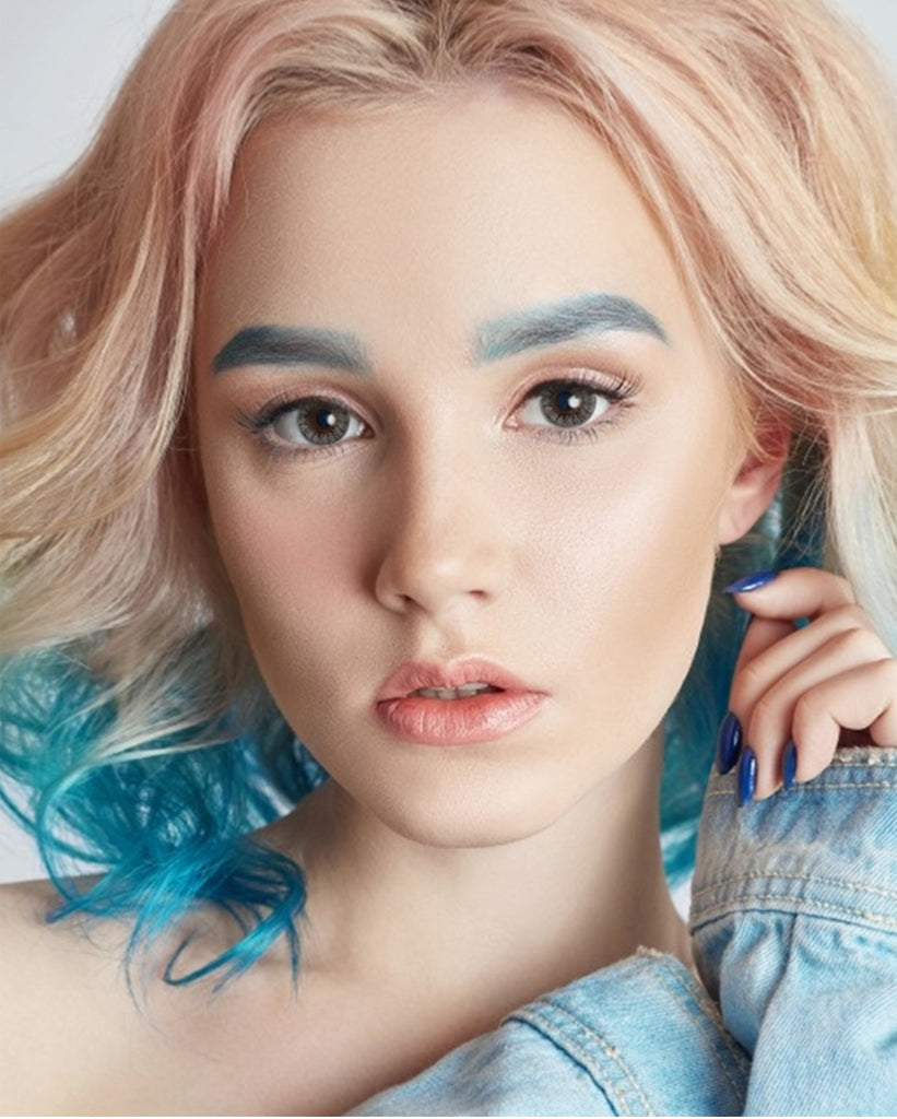 Glass Ball Light Gray colored contacts with natural looking model picture
