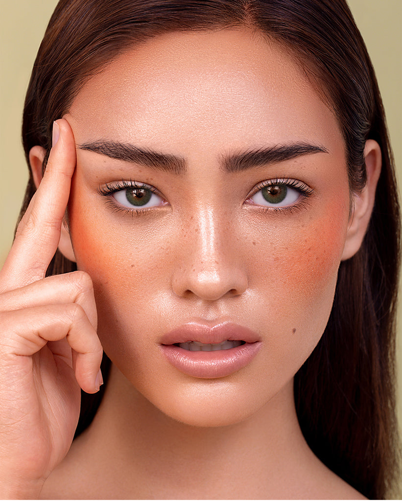 Natural Ambar Colored Contact Lens Model Natural Looking Picture