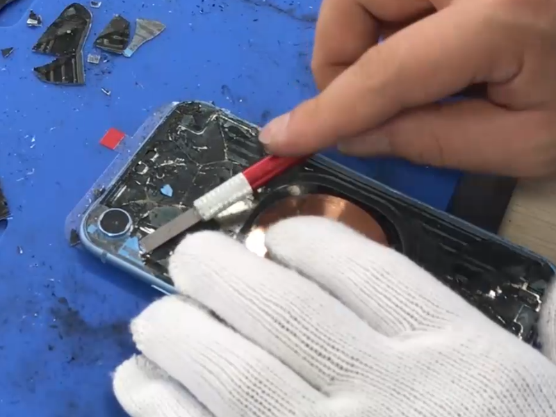 A melhor maneira de substituir o vidro traseiro do iPhone XR