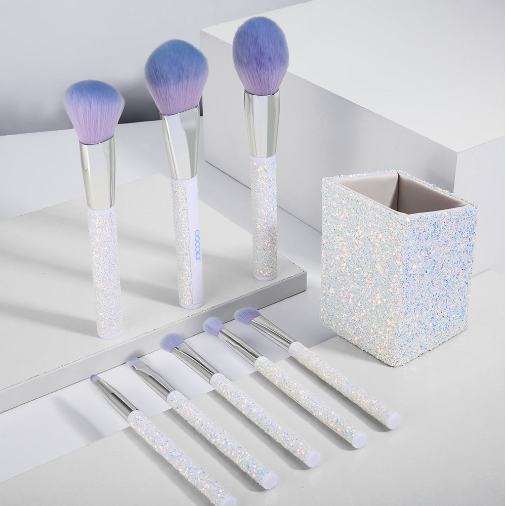 Docolor makeup brushes 8 Pieces Sparkle Brush Set With Holder (White) best makeup brushes synthetic hair makeup brushes professional makeup brushes Docolor brushes Instagram makeup brush natural makeup looks makeup brushes recommended by makeup artists