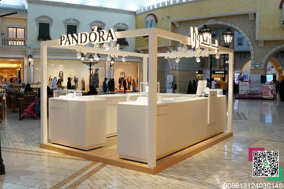 Outdoor Pandora Jewelry Kiosk