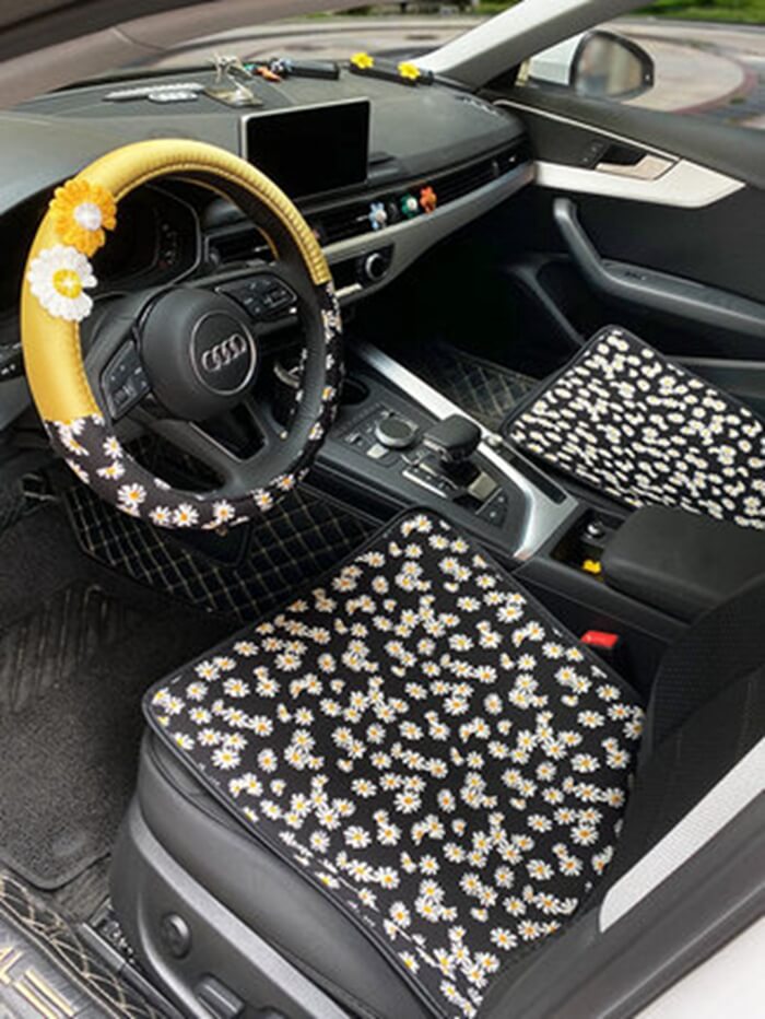 yellow-daisy-steering-wheel-cover