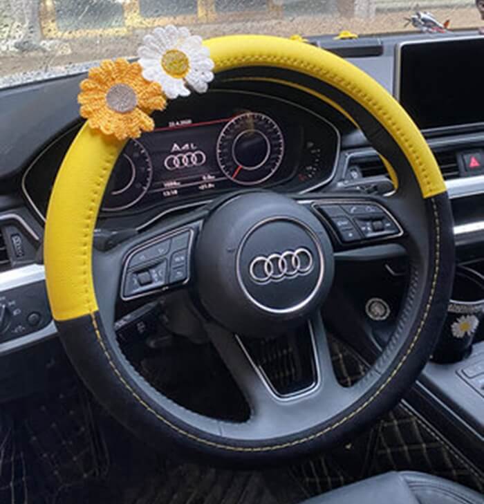 yellow-daisy-steering-wheel-cover