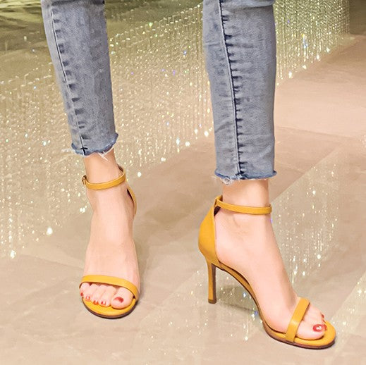 petite heels size 2